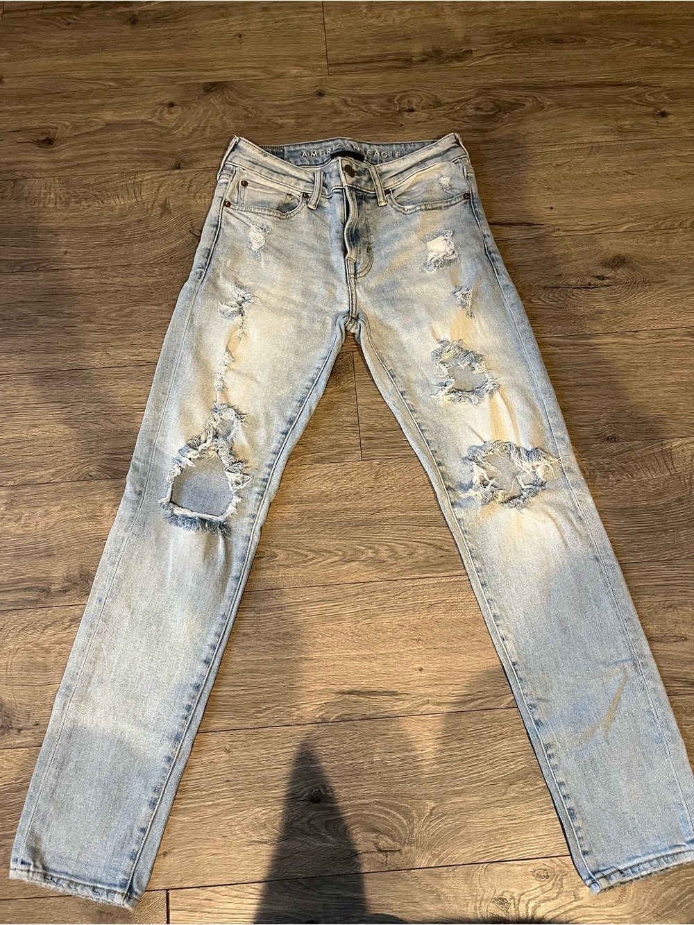 American Eagle Outfitters Light Blue Distressed Skinny Jeans